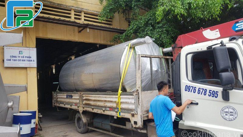 Công ty cơ khí Toàn Á có đội ngũ xe tải giao hàng tới công trình nhanh chóng và uy tín tại Hà Nội