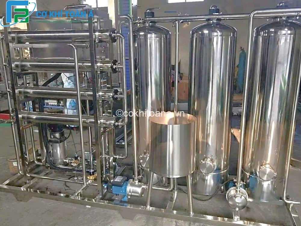 Cơ khí Toàn Á chuyên sản xuất cột lọc inox 304 cho hàng trăm dự án.