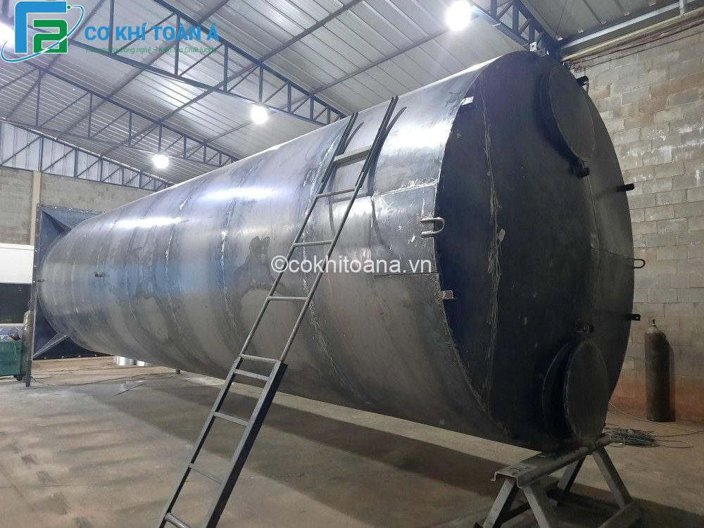 Cơ Khí Toàn Á: Sản Xuất Bồn Lọc Áp Lực Inox Cao Cấp 2025 11 Inox Toàn Á sản xuất bồn lọc áp lực inox 304/316 thì còn sản xuất với vật liệu thép SS400 để phù hợp với từng yêu cầu của khách hàng