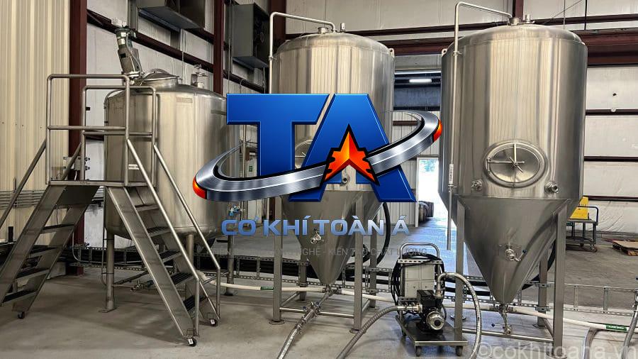 Hình ảnh hệ thống dây chuyền sản xuất bia thủ công và bồn khuấy trộn inox lên men rượu